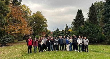 Mimarlık öğrencileri Yalova'da arazi inceledi