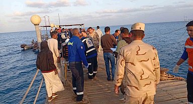 Mısır'da batan turist teknesinde 4 kişinin cansız bedenine ulaşıldı