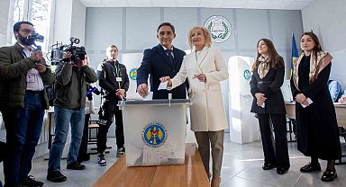 Moldova'da halk ikinci tur cumhurbaşkanlığı seçimleri için sandık başında