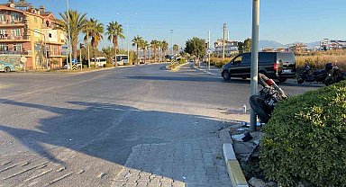 Motosiklet ile otomobil çarpıştı: 2 yaralı