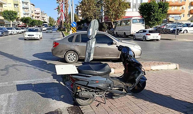 Motosiklet otomobille çarpıştı: 1 yaralı
