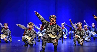 Muratpaşa Belediyesi Halk Dansları Topluluğu yeni yeteneklerini arıyor