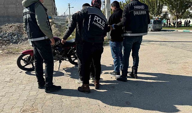 Narkotik suçlardan hüküm giymiş 3 kişi yakalandı