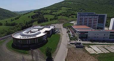 OMÜ'lü girişimci akademisyenlerin 'Mükemmeliyet Mührü' başarısı