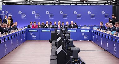 Orban: "Avrupa barışı ve istikrarı tehlikeye girmiş durumda"