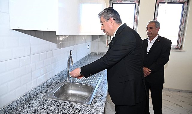 Osmaniye'de köy evleri hızla tamamlanıyor