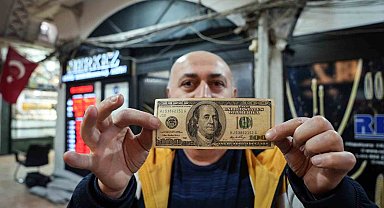 Para piyasaları uzmanları: "Sahte dolar krizi 2 haftaya çözülür"