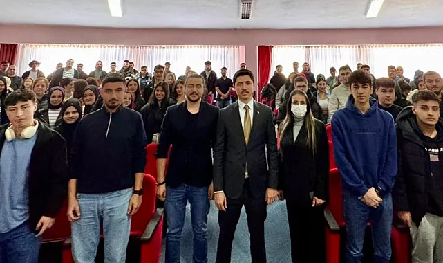 Pazaryeri Kaymakamı'ndan üniversite öğrencilerine seminer