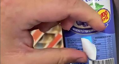 Pekmezin üzerindeki Şubat 2023 son kullanma tarihini etiketle gizlediler