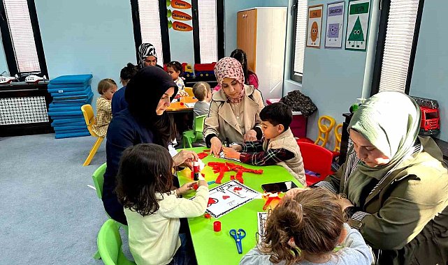 Plevne Anne Çocuk Oyun Evi'nde Kızılay Haftası'na özel etkinlik