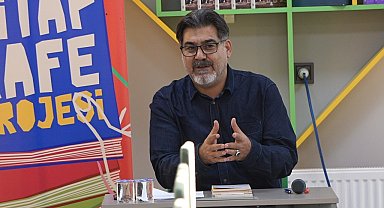 Prof.Dr. Mehmet Özger ile 'Hayata şiirle bakmak' söyleşisi ilgi gördü