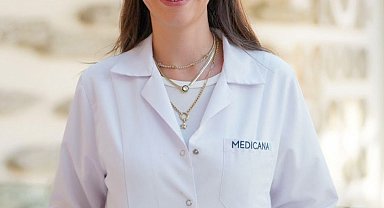 "İlk diş çıktıktan sonra 6 ay içinde diş hekimi muayenesi yapılmalıdır"