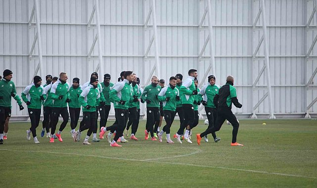 Recep Uçar: "Ümit ederiz ki Adana Demirspor maçı iyi neticeyle sonuçlanır"