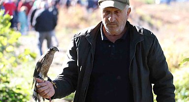 Rize'de atmacalar bu kez bıldırcın avında yarıştı