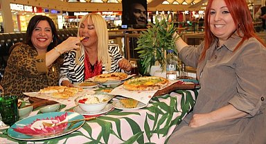 Safiye Soyman kendine pide ziyafeti çekti