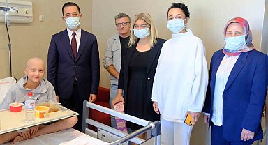 Sağlık müdüründen çocuklara moral ziyareti