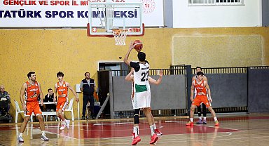 Sakarya Büyükşehir Basket takımı Konya'ya konuk oluyor