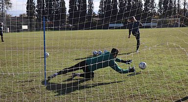 Sakaryaspor, Marmara derbisinin hazırlıklarını sürdürüyor