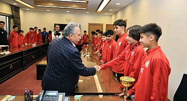 Şampiyon değişmedi, Talas Belediyespor U14 yine zirvede