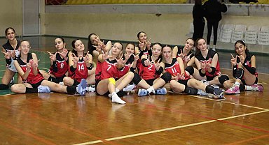 Şehzadeler Belediyesi Manisa BBSK'yı 3-2 yendi