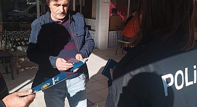 Selendi Polisinden KADES broşürü