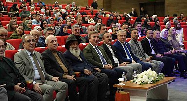 Şiir severler Ergan Şiir Akşamları programında buluştu