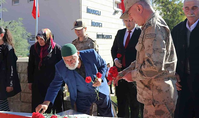 Siirt'te helikopter kazasında şehit olan 17 asker dualarla anıldı