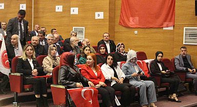 Siirt'te MHP "Bir ve Birlikte Hilal'e Doğru" Türkiye toplantısı düzenledi