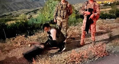 Şırnak'ta kızıl akbaba doğal yaşam alanına bırakıldı