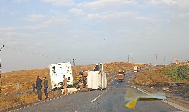 Şırnak'ta tır devrildi: 1 yaralı