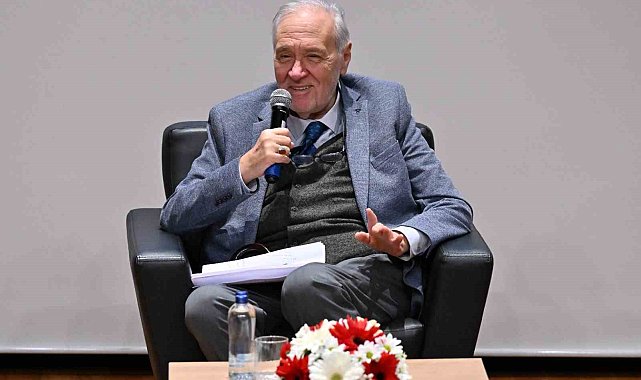 Şişli'de Prof. Dr. İlber Ortaylı, Nazım Hikmet'i anlattı