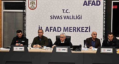 Sivas'ta 829 köy yolu ulaşıma kapandı