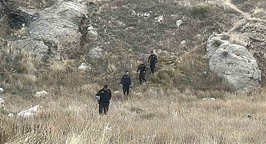 Sivas'ta boş arazide bebek cesedi bulundu