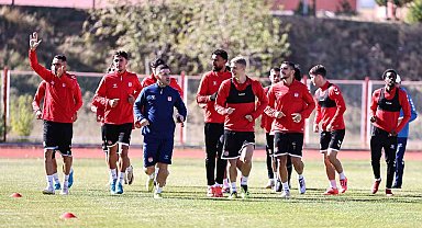 Sivasspor, Fenerbahçe maçı hazırlıklarına başladı