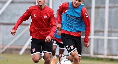 Sivasspor minyatür kale oyun oynadı