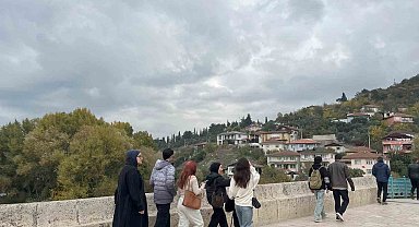 SUBÜ'lü öğrenciler Sakarya'yı keşif yolculuğuna çıktı