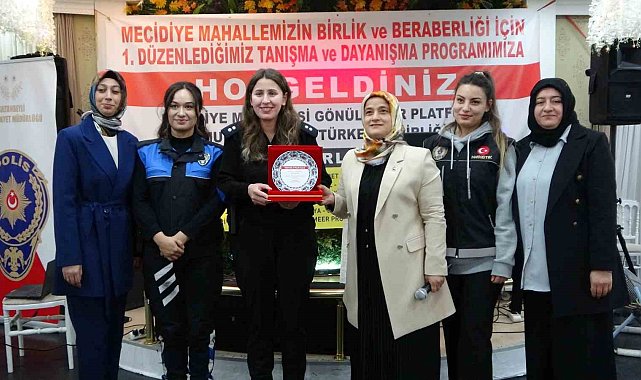 Sultanbeyli'de Annelere "Uyuşturucu" semineri
