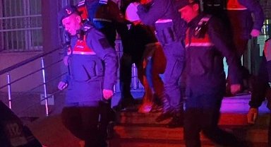Tartıştığı kişiyi bıçaklayarak öldüren şüpheli tutuklandı
