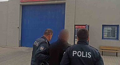 Tasarlayarak adam öldürme suçundan aranan şahsı polis yakaladı