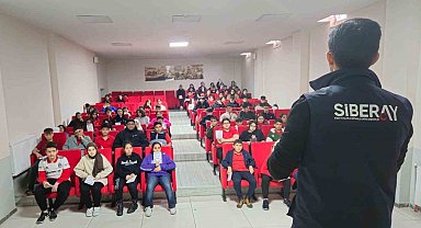 Tekirdağ'da öğrencilere siber güvenlik eğitimi: Bilinçli internet kullanımı vurgusu