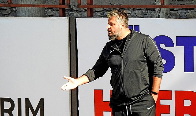 Teknik Direktör Ali Çalış, Çeşme Belediyespor ile yolunu ayırdı