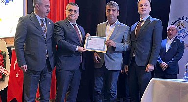 Temiz su sağlayan köy muhtarlarına teşekkür belgesi
