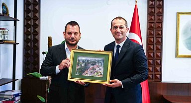 Trabzonspor Kulübü Başkanı Doğan'dan Akçaabat Belediye Başkanı Ekim'e ziyaret