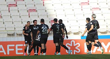 Trendyol Süper Lig: NG Sivasspor: 0 - Çaykur Rizespor: 1
