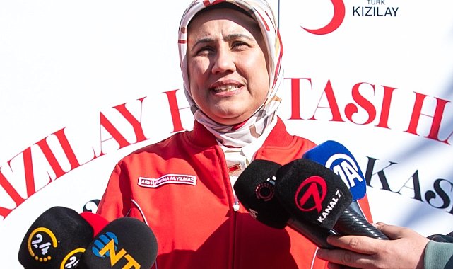 Türk Kızılay Genel Başkanı Yılmaz: " İçerideki delegasyonumuzla bin bir güçlüğe rağmen 15 bin yemek çıkarıyoruz"