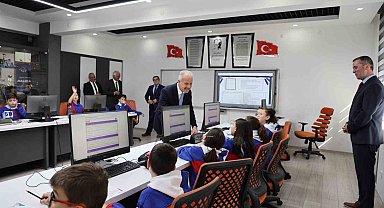 Türkiye'de sadece 4 tane var birisi Sivas'ta