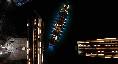 Türkiye'de üretilen en büyük lüks mega yat Haliç'e geldi