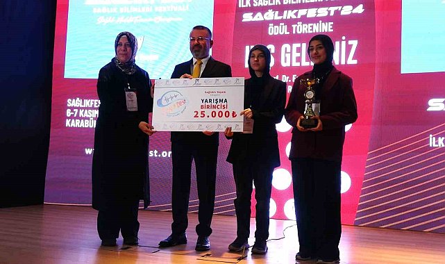 Türkiye'nin ilk SAĞLIKFEST'inde dereceye giren yarışmacılara ödülleri verildi