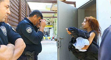 Tuvalette çığlıklarıyla polisi alarma geçirdi, kapıyı açınca 'sizleri seviyorum' dedi