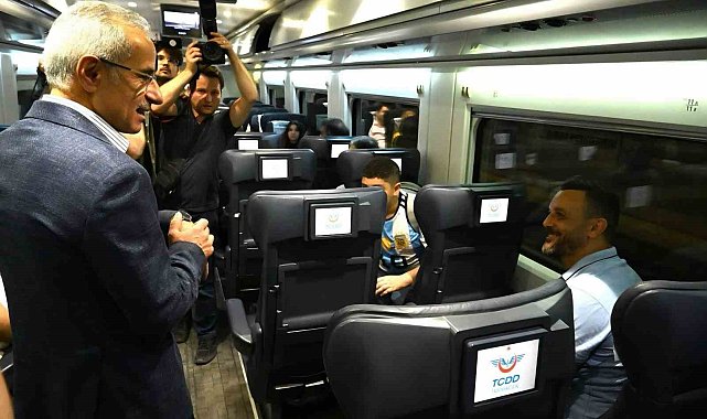 Ulaştırma ve Altyapı Bakanlığından öğretmenlere, 'Öğretmenler Günü' sürprizi